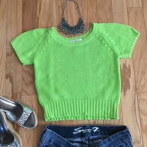 NWOT - Fred Thomas Green Knit Top